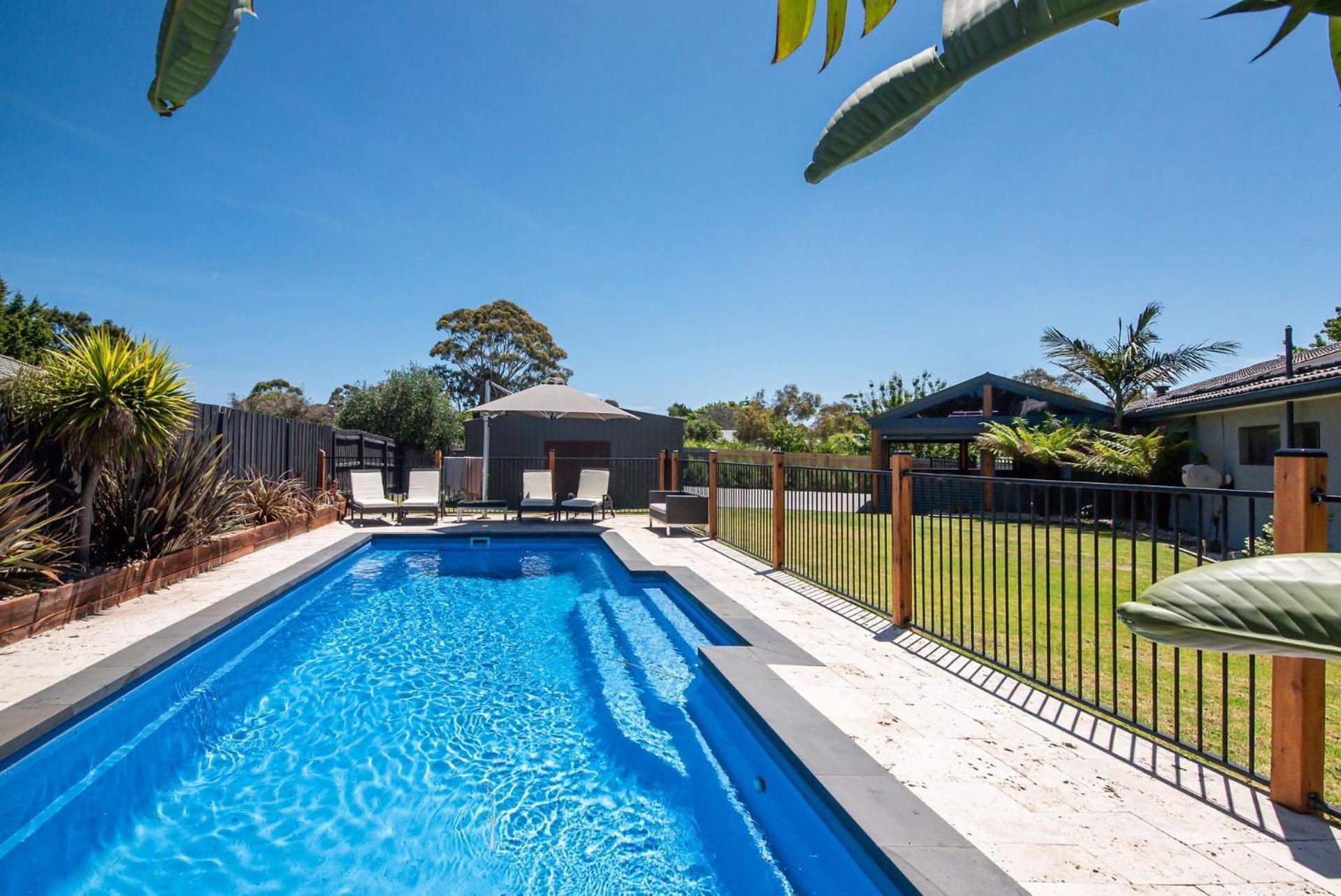 Waterfall Gully Retreat With Pool Villa Rosebud Exterior photo